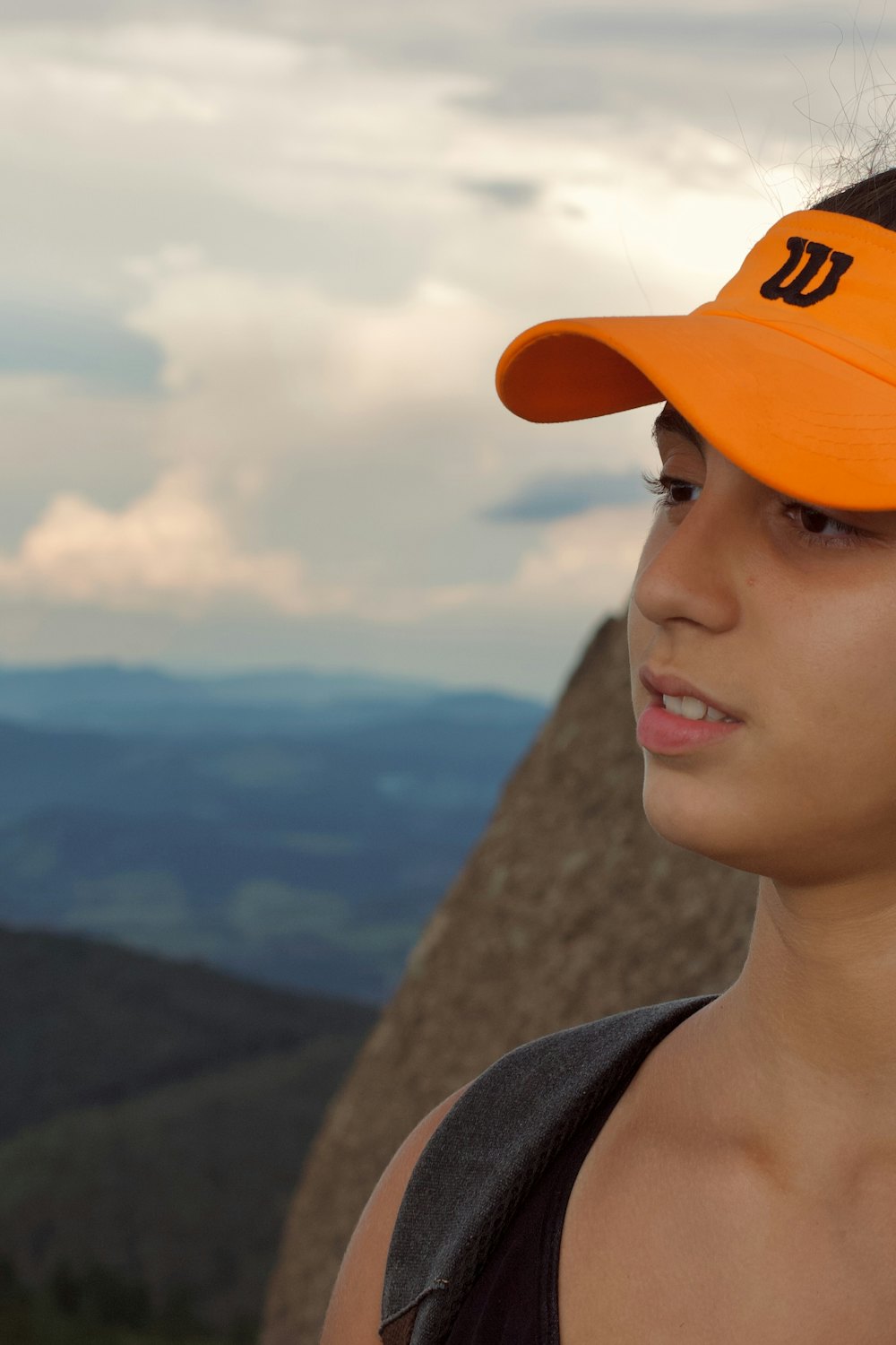 Visera de running Frenessi